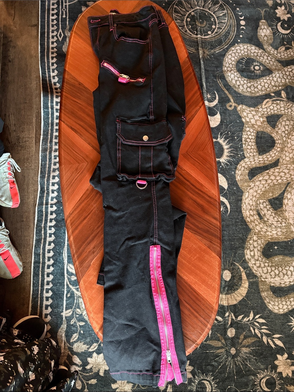 Hot Topic Black Wide Leg Pants with Pink Accents